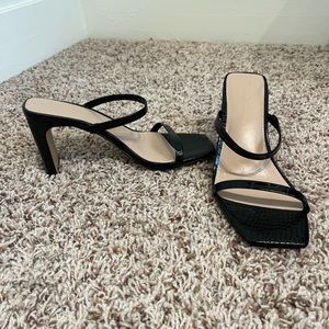 Amazon The Drop sandals size 7.5